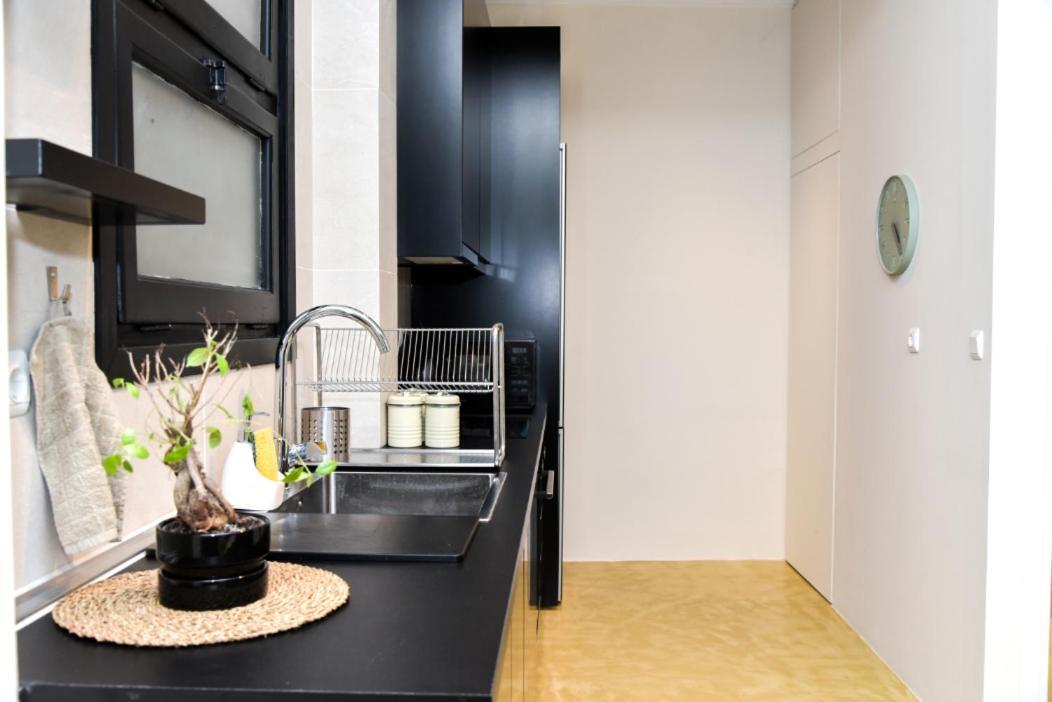 Central Apartment At Echarxia 2 Beds For 5 Pers By Mps 아테네 외부 사진